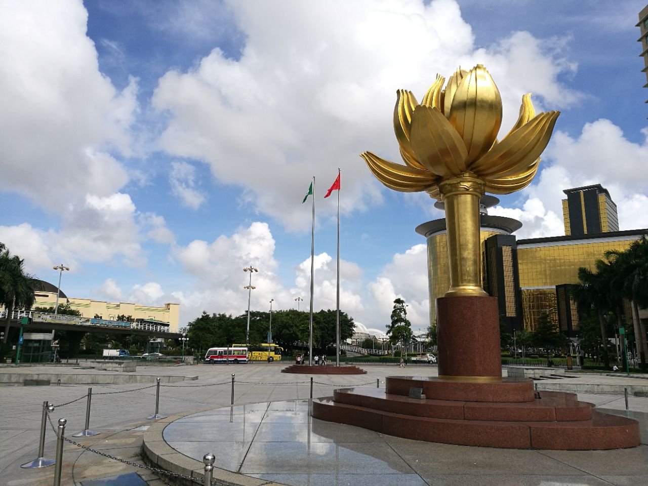 金莲花广场