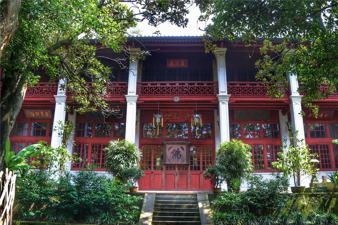 漫步天台灵山秀水间,坐看云卷云舒