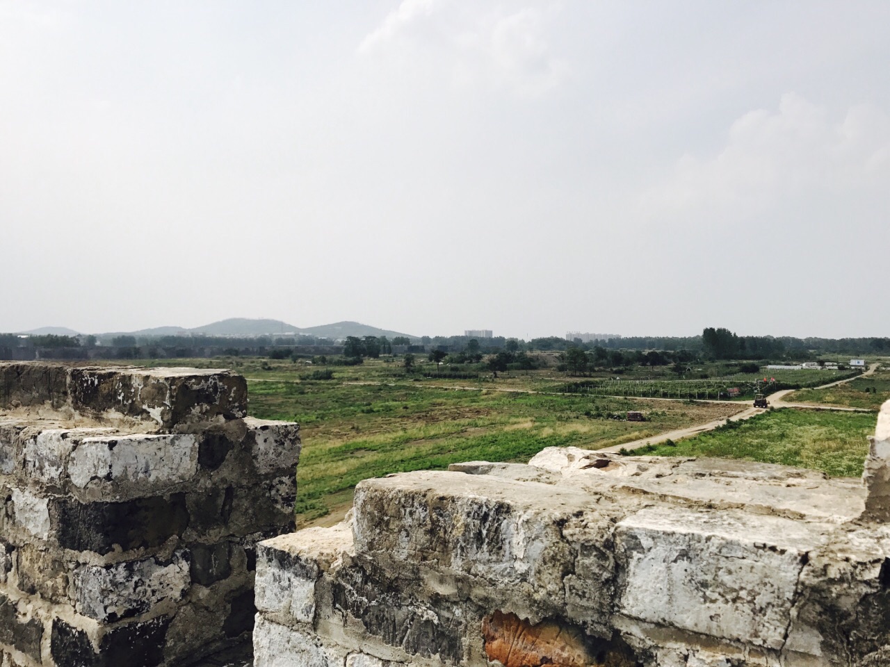 明中都皇城遗址mingzhong capital imperial city ruins