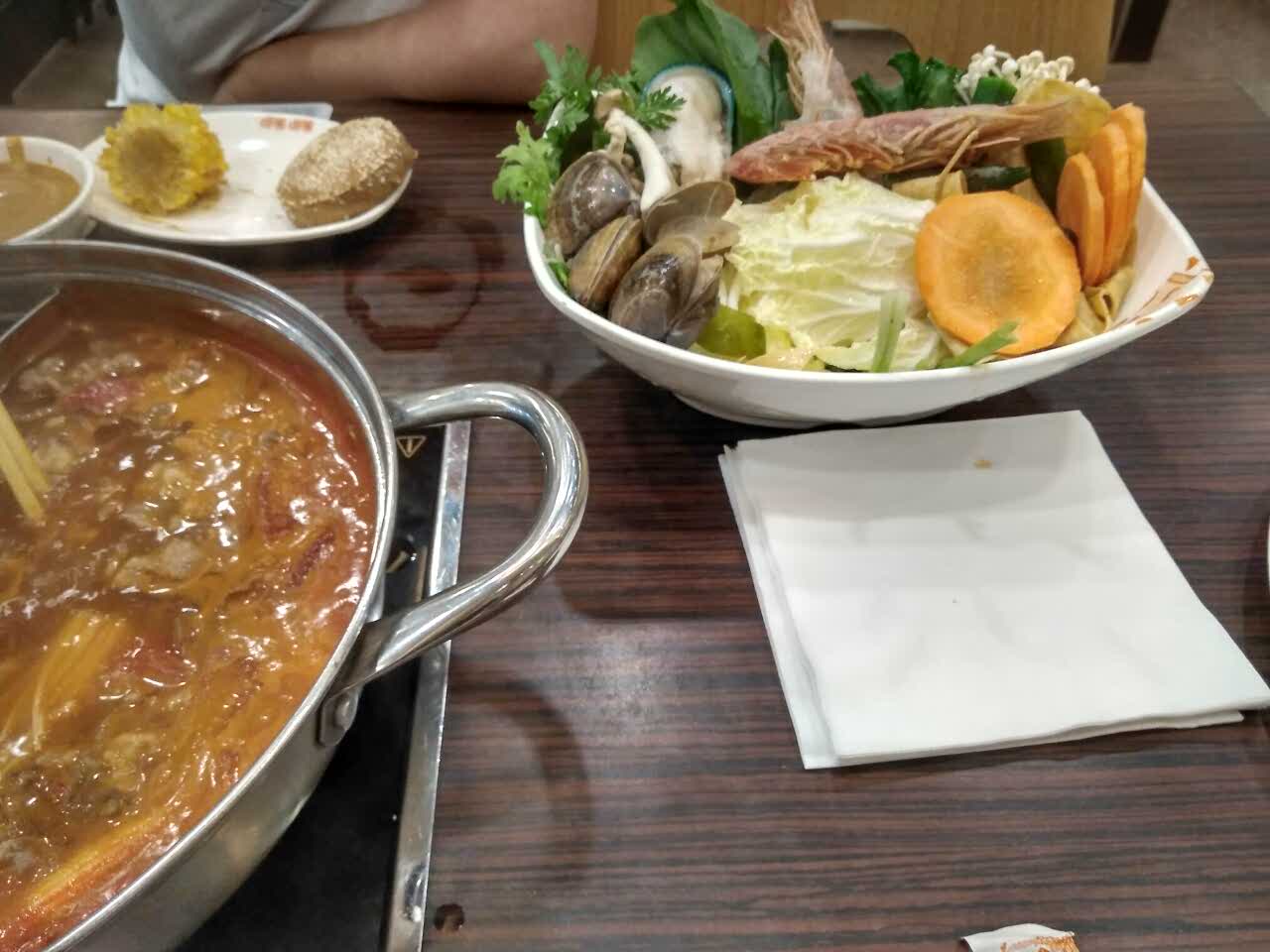呷哺呷哺(保定华创国际店)