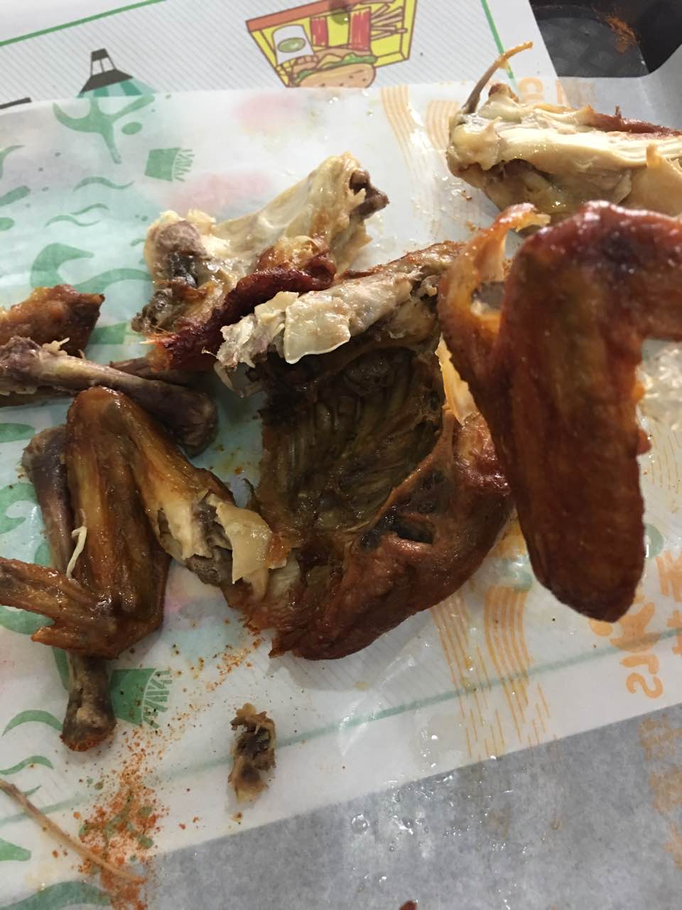 2022华莱士·炸鸡汉堡(莲塘永通店)美食餐厅,荔枝汁不错,烤鸡也不错