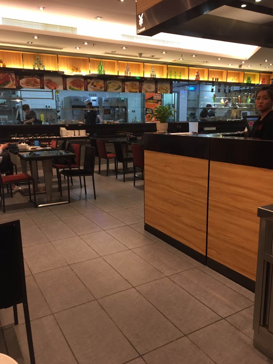 表叔茶餐厅(五缘湾·乐都汇)