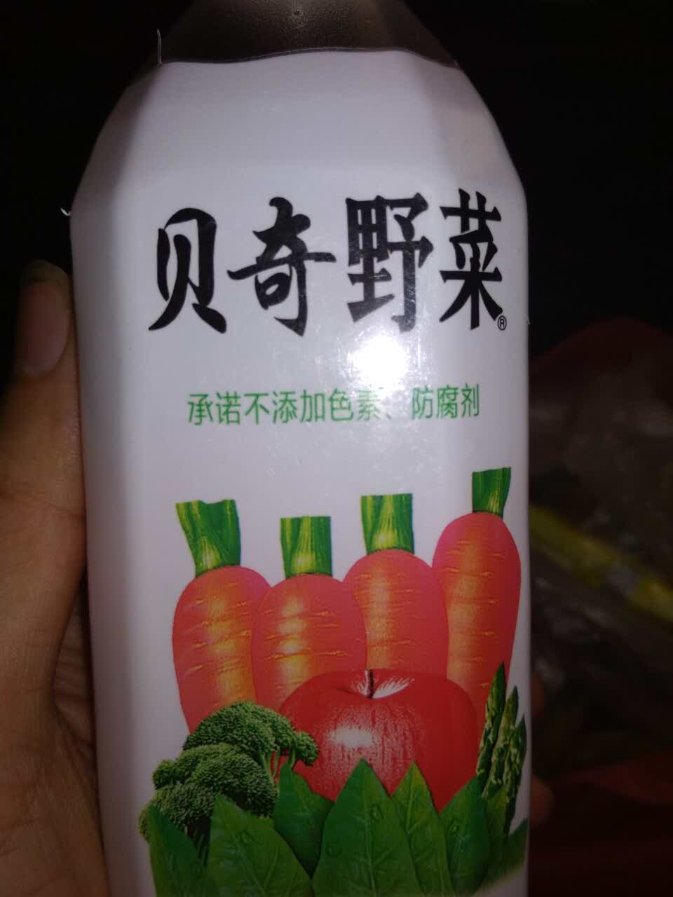 贝奇野菜汁450ml卖六元,好像贵了点,超市好像四元左右