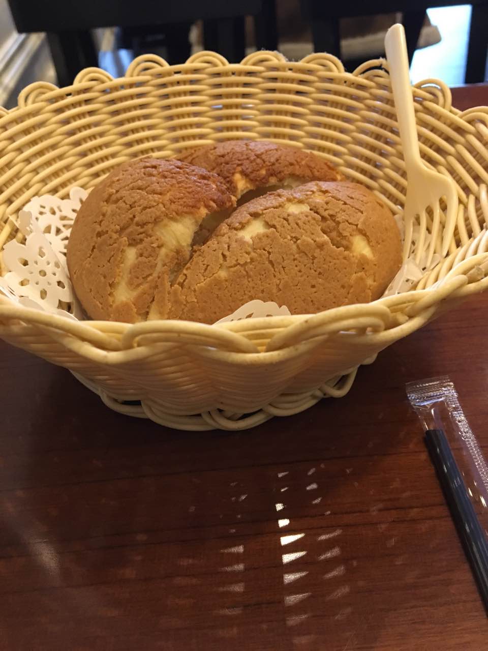 一直很喜欢,热拉茶和原味面包非常棒,还有新鲜出炉的吐司