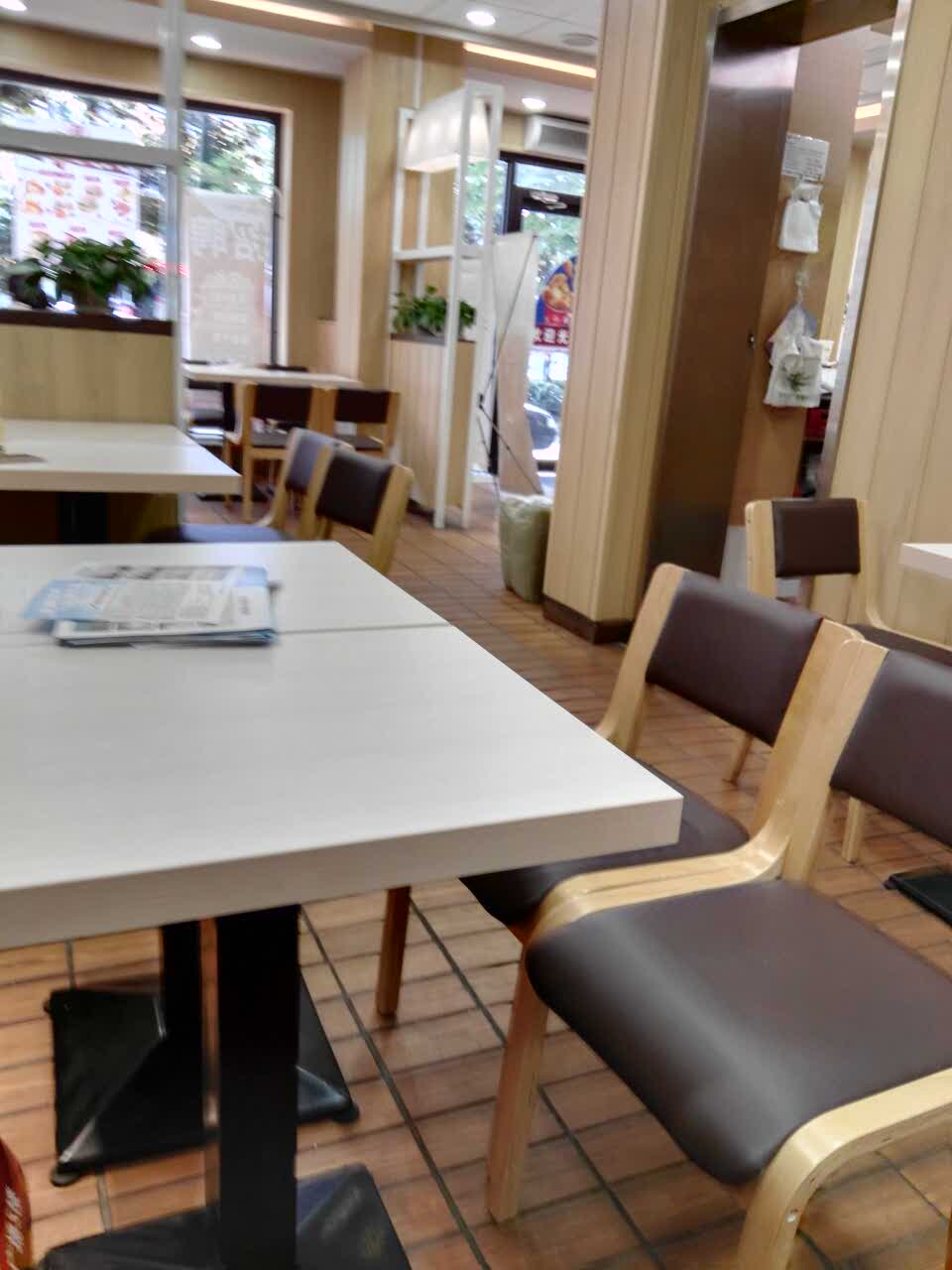 华莱士(三秀路店)