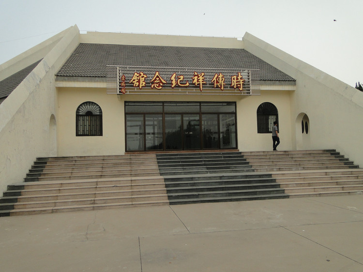 田继跃高云涛烈士纪念碑