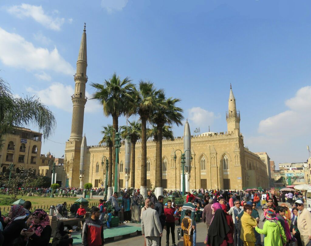 2022侯赛因清真寺游玩攻略,...真寺是埃及的贵族清真寺，...【去哪儿攻略】