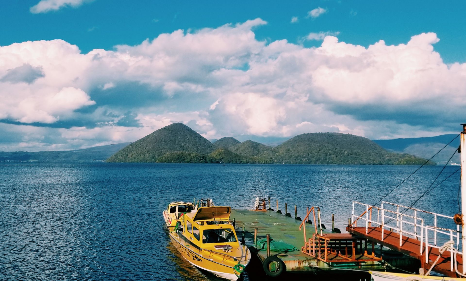 知道洞爷湖是因为银魂,这里没有阿银只有风景如画的洞爷湖.