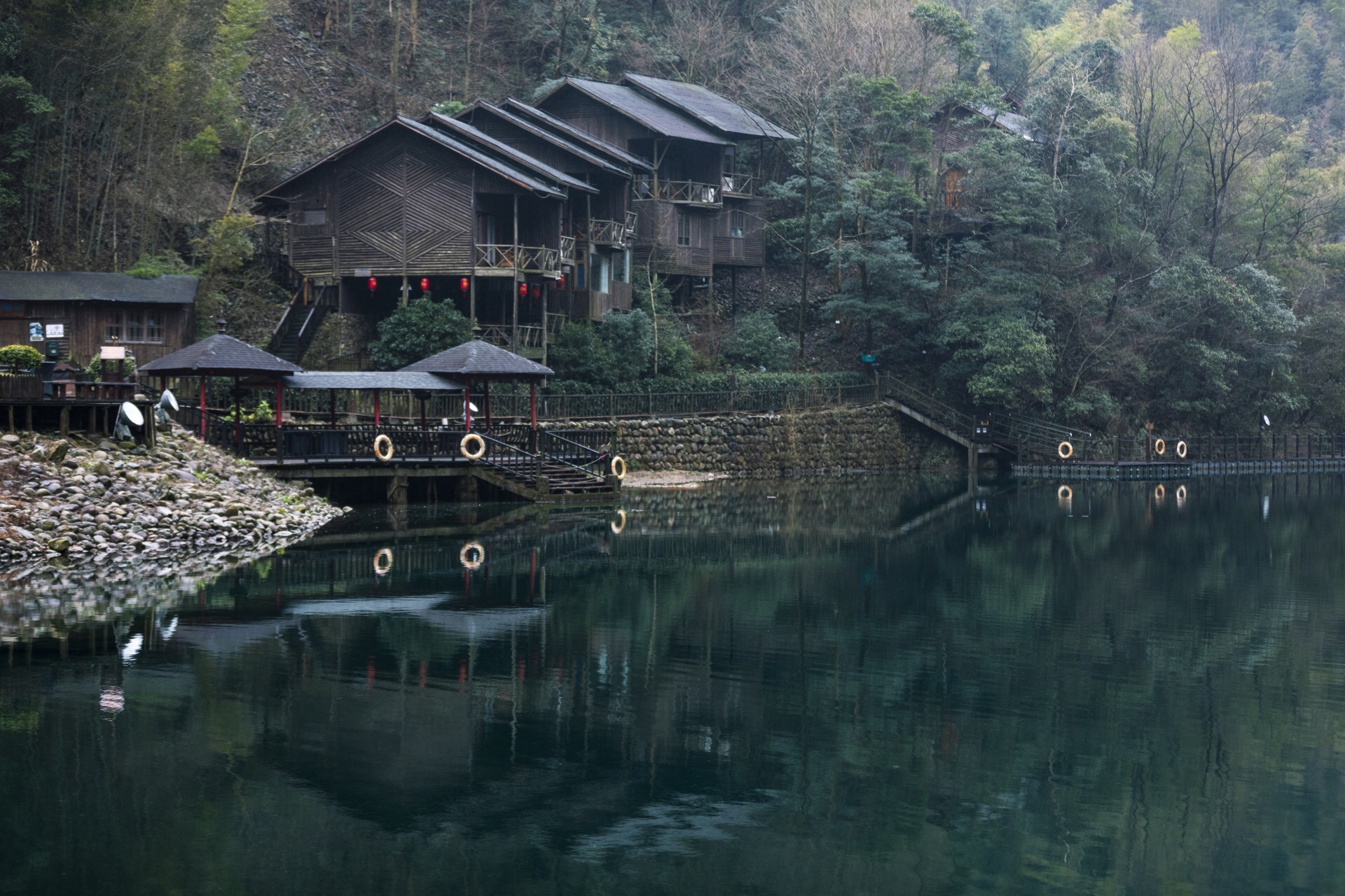 在石台牯牛降严家古村里，不仅仅可以看到宜人的自然胜景|石台牯牛降|胜景|历史文化_新浪新闻