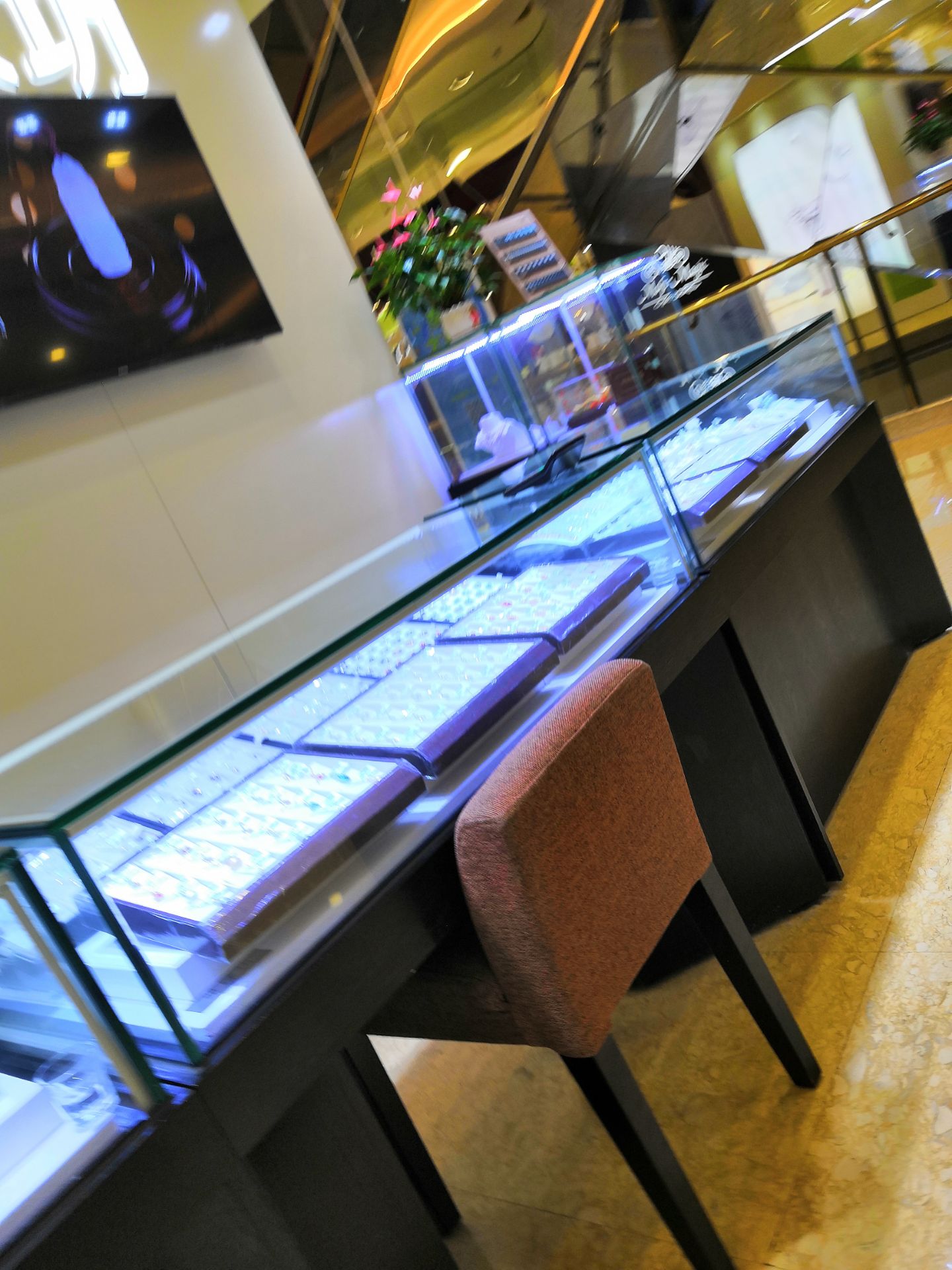 张铁军翡翠(旧校场路店)