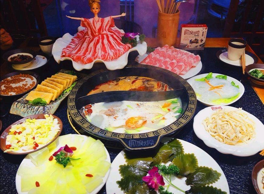 渝府大院重庆老火锅瓯北店