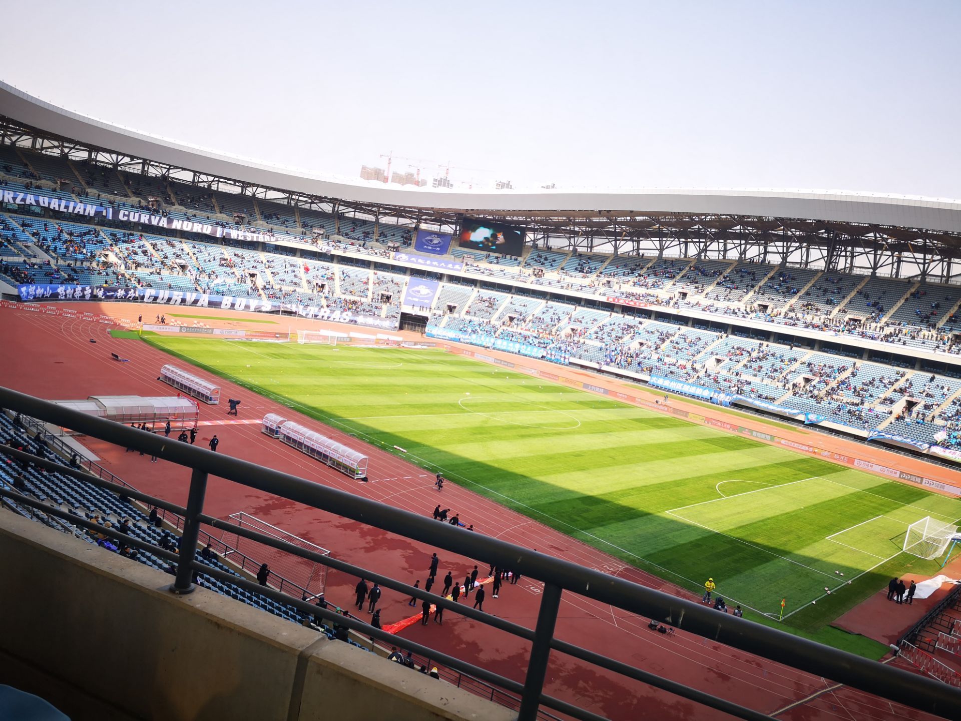 大连人民体育场