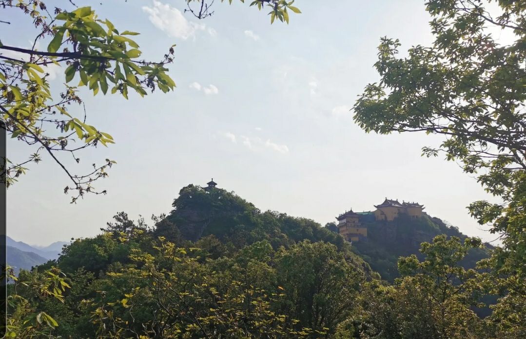 【携程攻略】绍兴宛委山景点,有山有水有花朵,宝塔耸立,很漂亮.