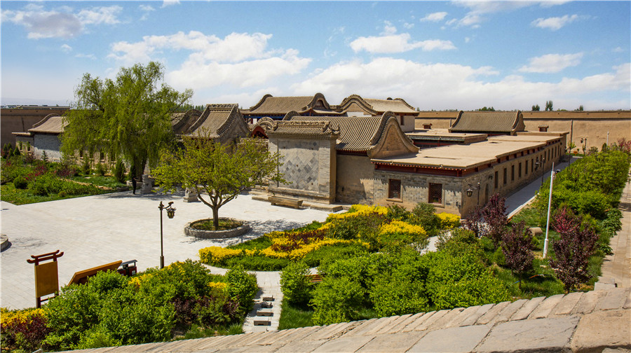 1-Day Wuzhong Tour: The Grand Canyon of Yellow River, Gucheng Bay's History and Dongfu House