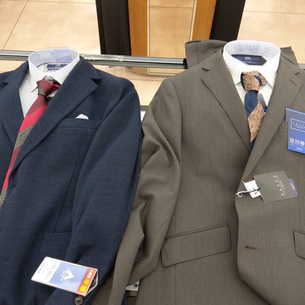 青山洋服(札幌宫之泽店)