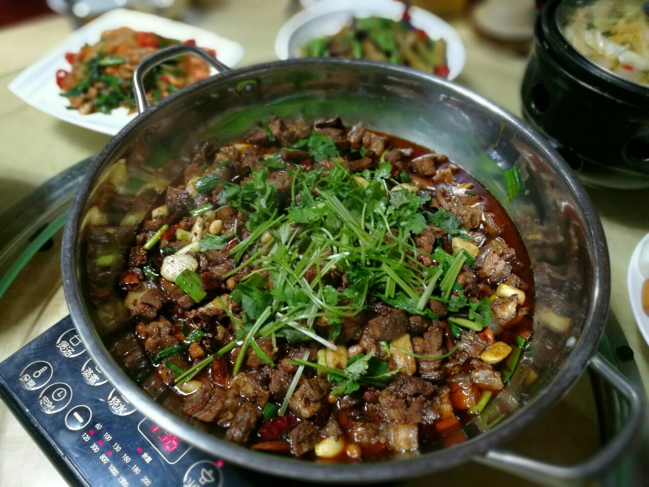 鼎罐城(龙洞堡店)