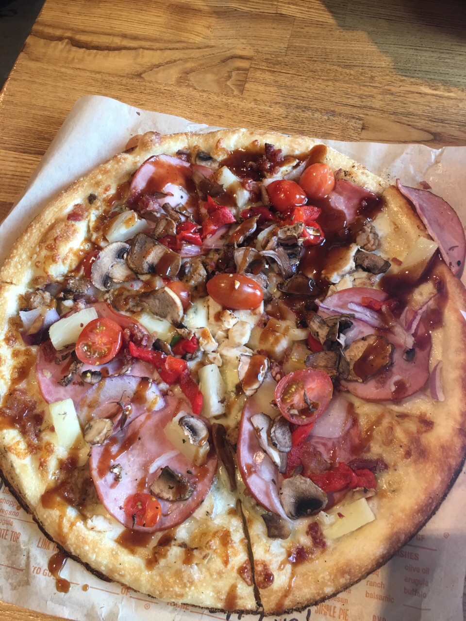 2023blaze pizza美食餐厅,. 可以制作自己口味的pizza.【去哪儿攻略】