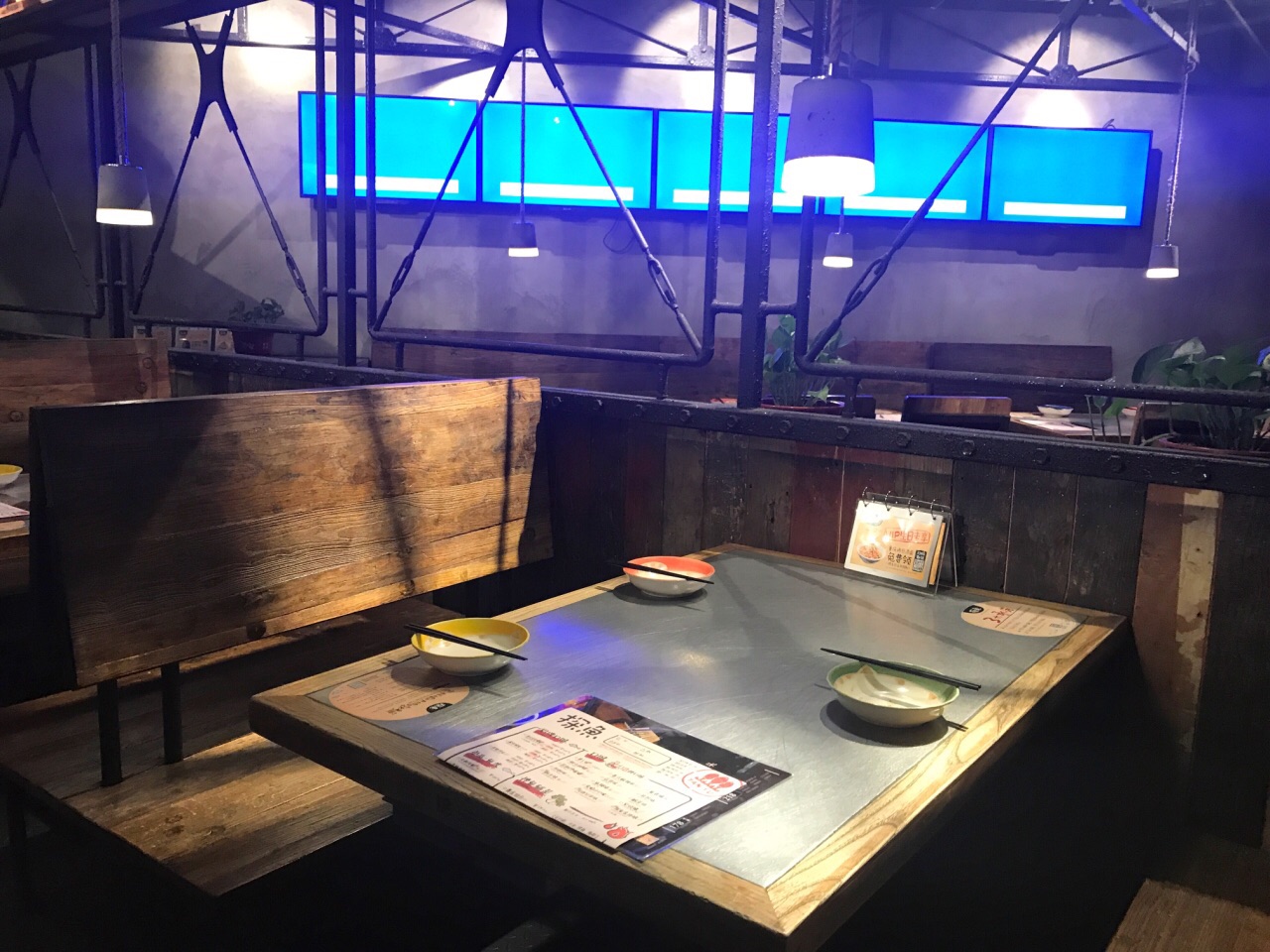 探鱼(百盛购物广场店)