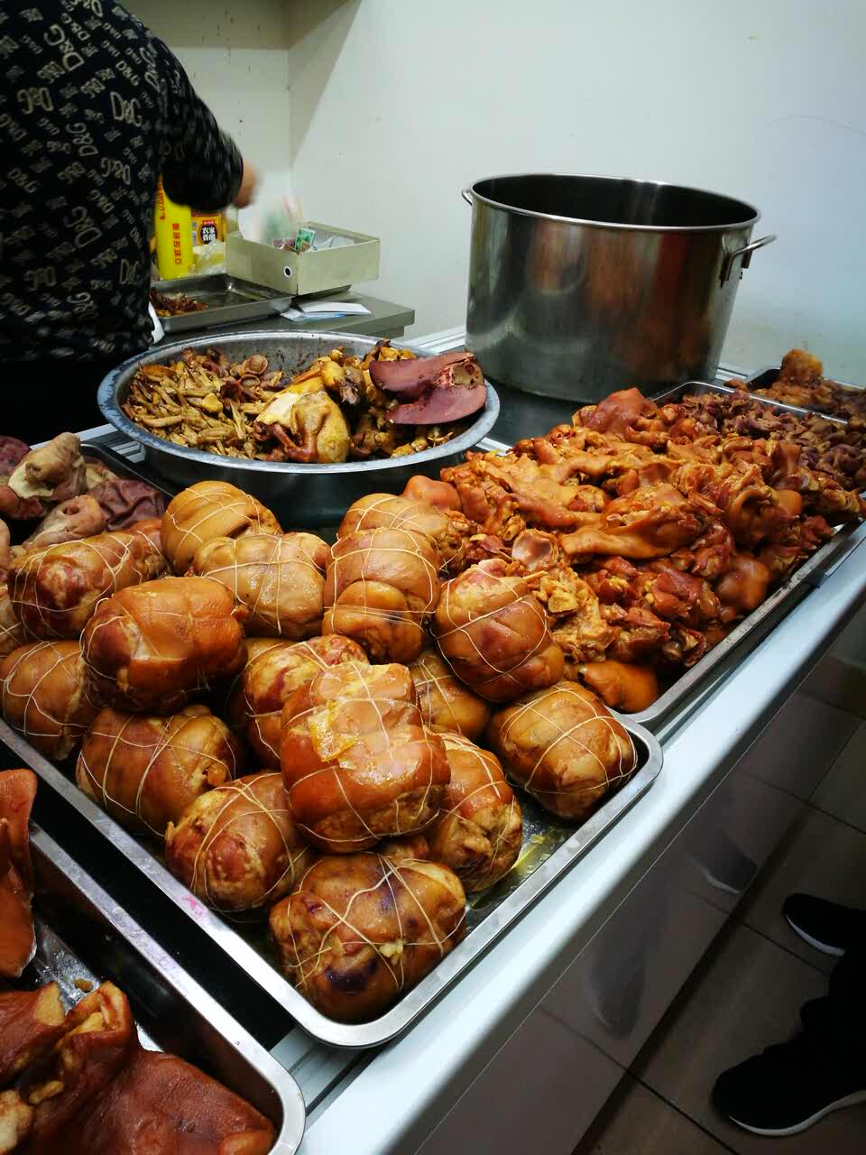 2021绛州绿香卤坊美食餐厅,现卤现卖,闻起来香喷喷的【去哪儿攻略】