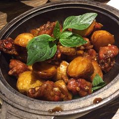 你好 请问去厦门住哪里离鼓浪屿近点 去吃饭购