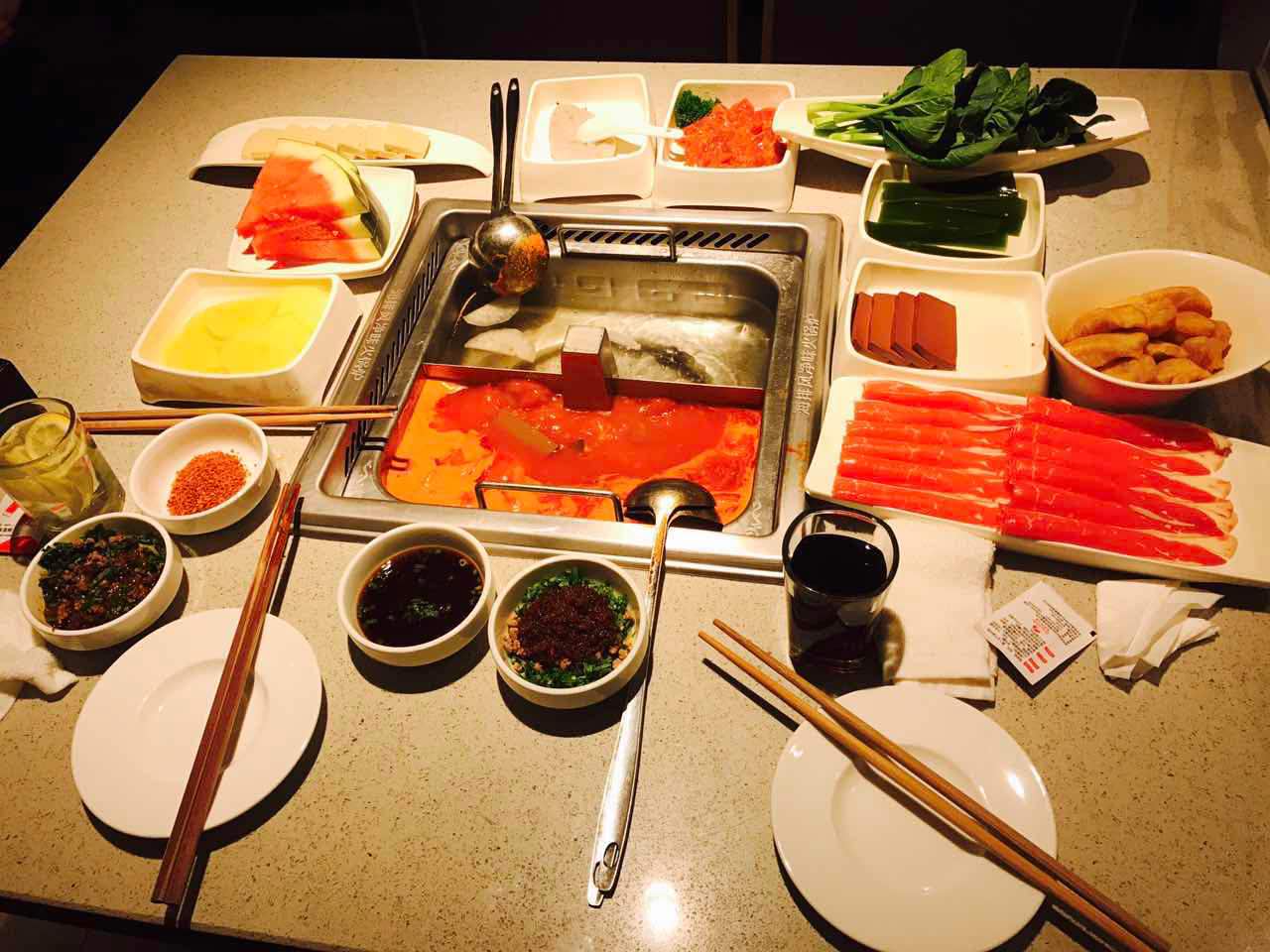 海底捞火锅(港惠新天地店)