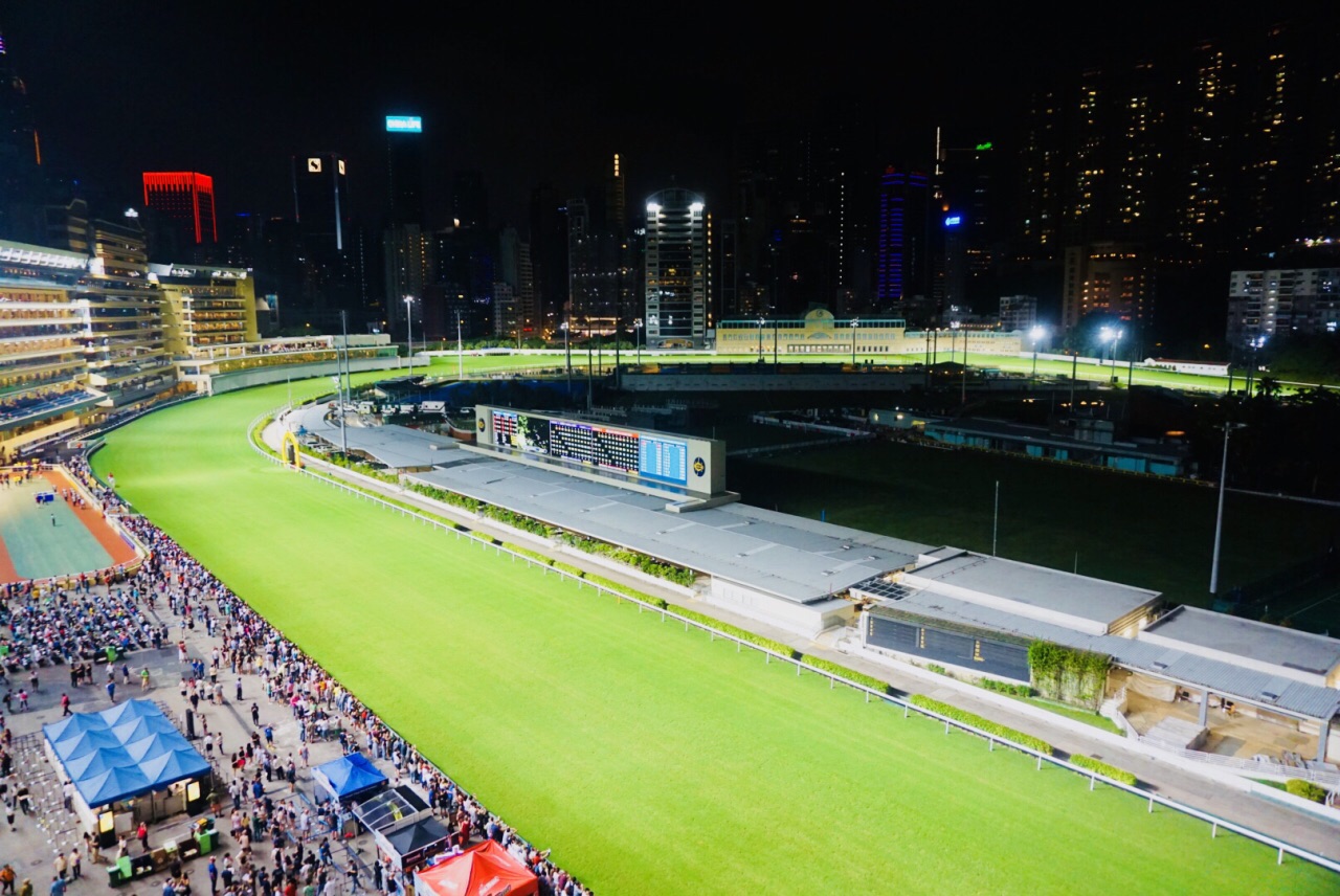 香港跑马地赛马日程表图片