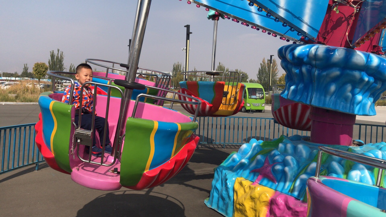 哈素海戏水乐园