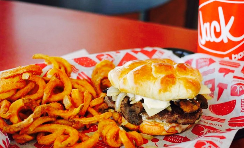 jack in the box 快餐简餐 直线距离3.0km