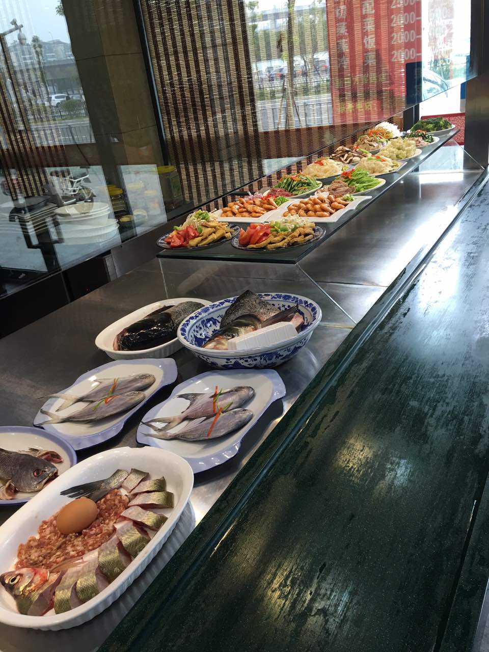 2023新四方大食堂(客运店)美食餐厅,这家店感觉还不错,菜肴口味.