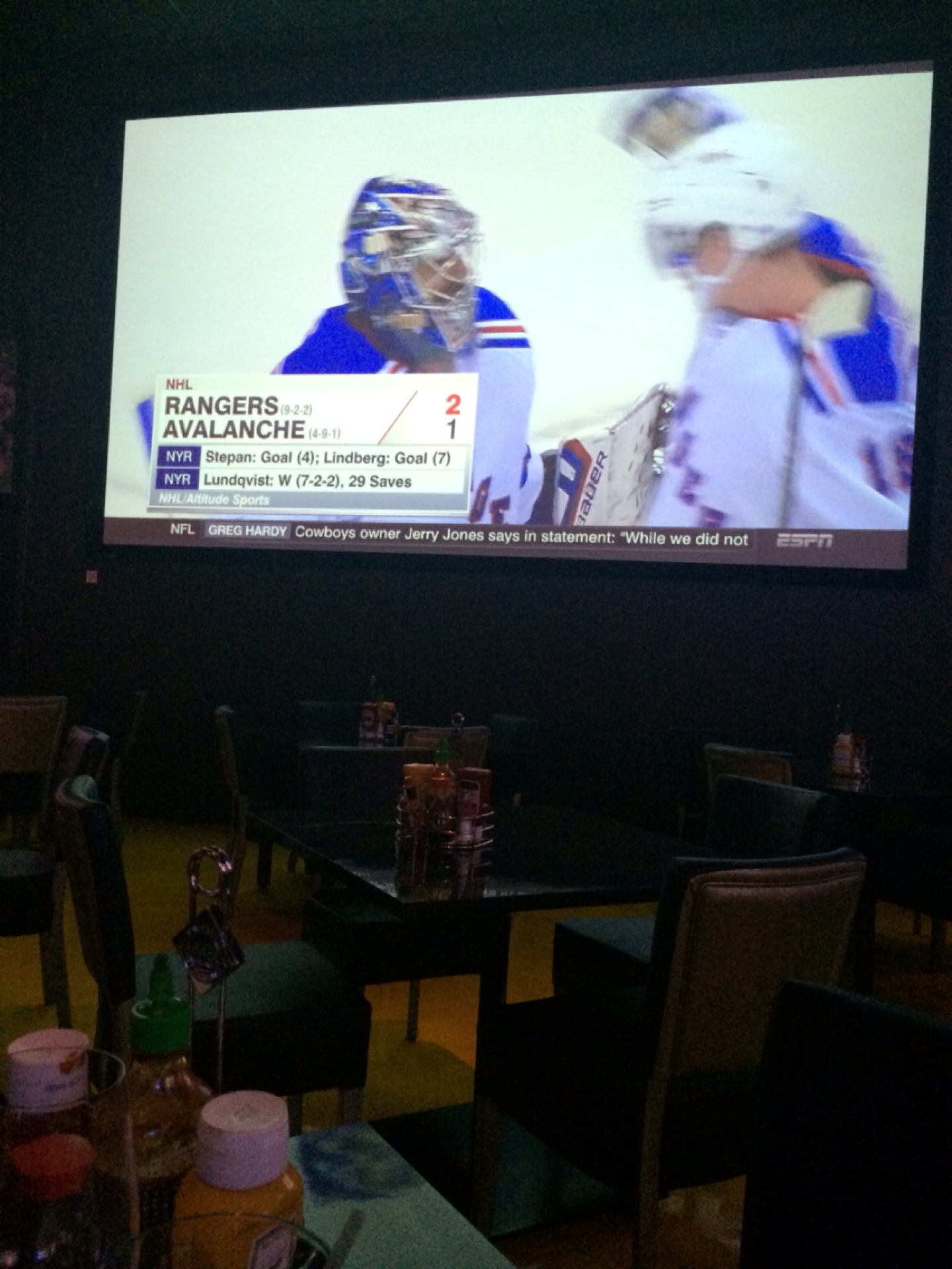 2022Zone 8 Sports Bar & Grill美食餐厅,Great place to watch the ga...【去哪儿攻略】