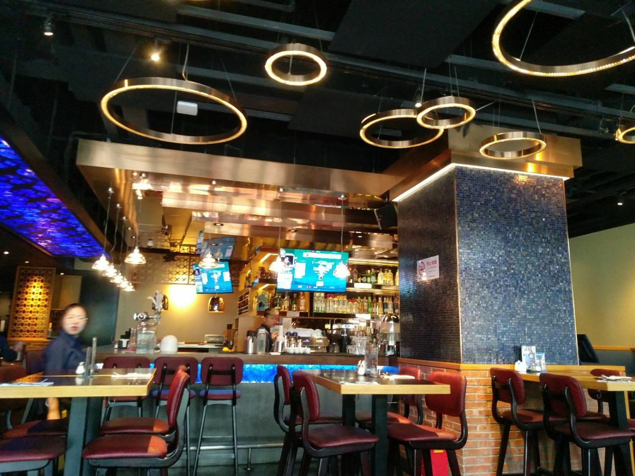 北京三里屯蓝蛙西餐厅图片
