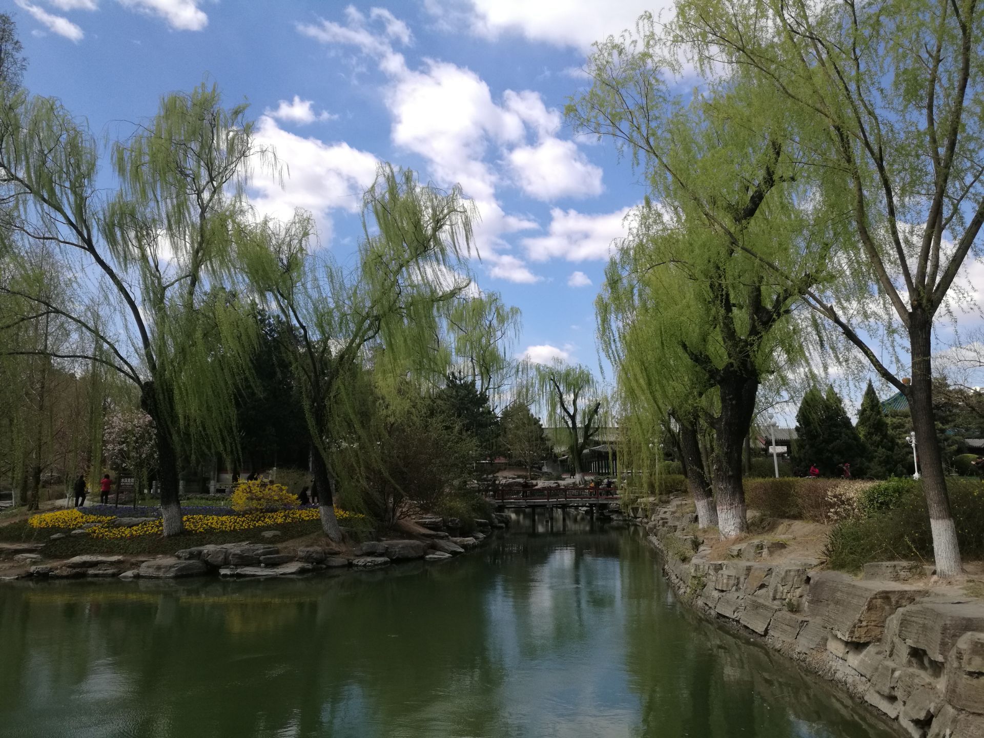 【携程攻略】北京中山公园景点,在中山公园南部,在接近长安街的地方