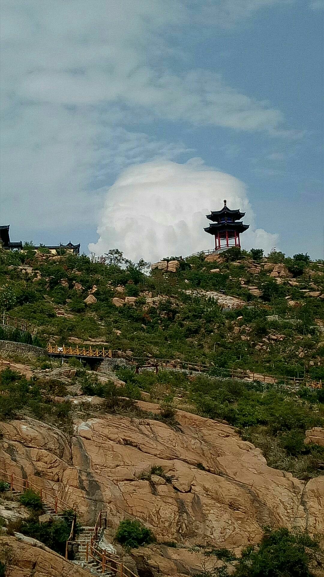 黄金寨原生态旅游区