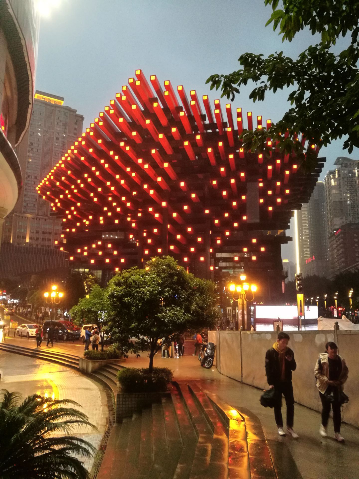 重庆国泰艺术中心：在山城故事中漫步 / 中国建筑设计研究院有限公司 – 有方