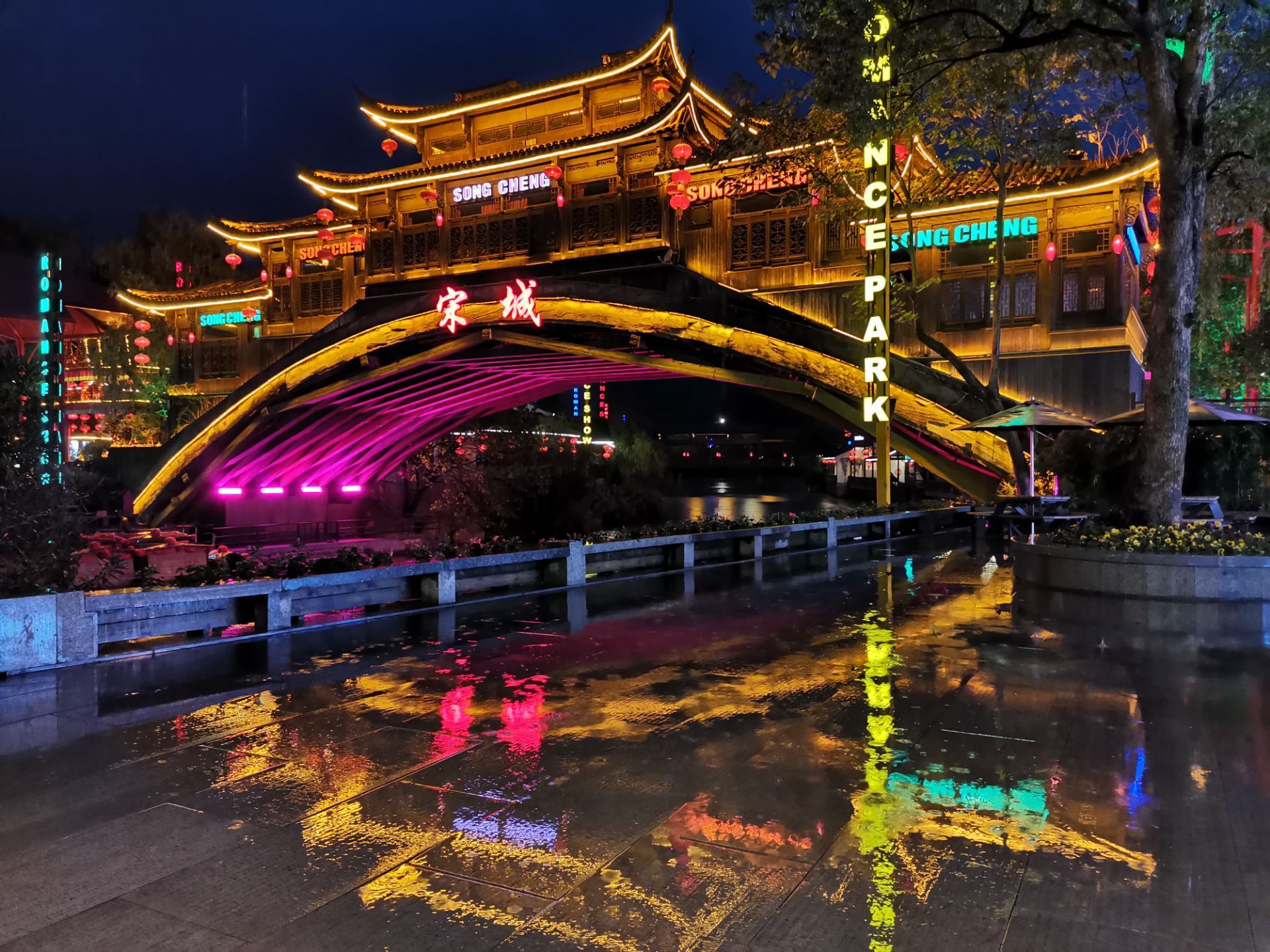 手机摄影 - 杭州 - 宋城|摄影|风光|形色分界 - 原创作品 - 站酷 (ZCOOL)