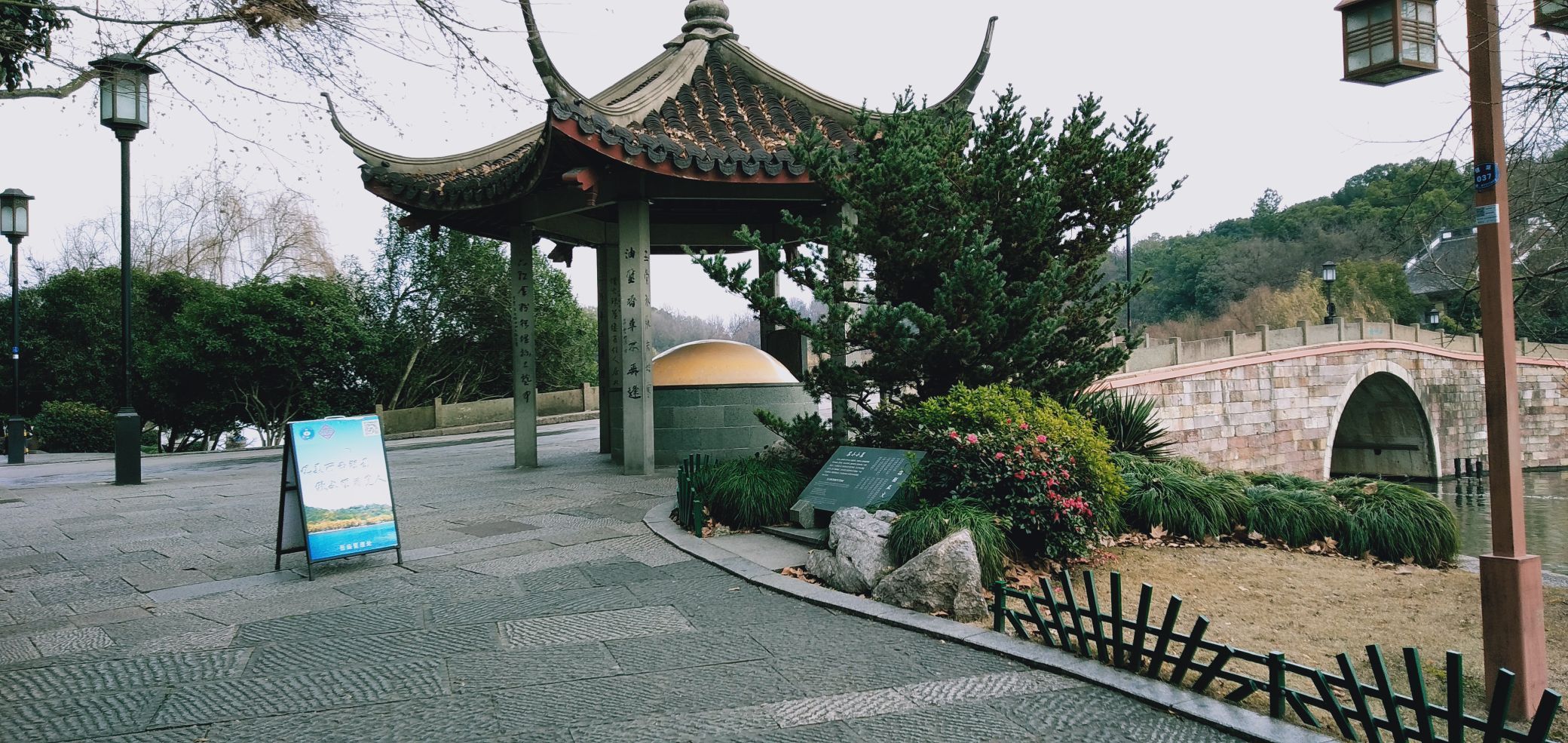 杭州墓景房图片