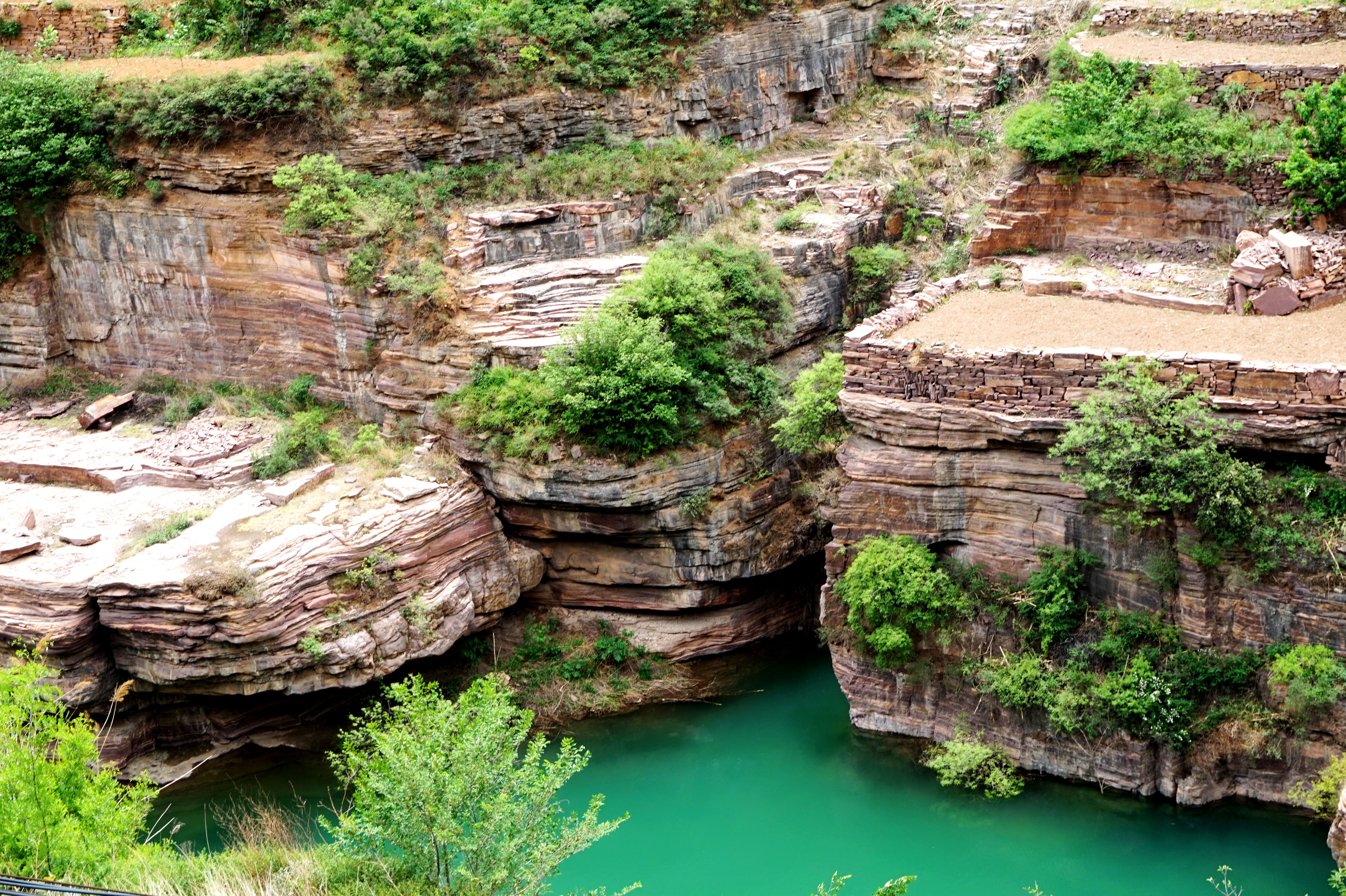 【携程攻略】壶关太行山大峡谷景点,进大门后,先是坐观光车到电梯底下