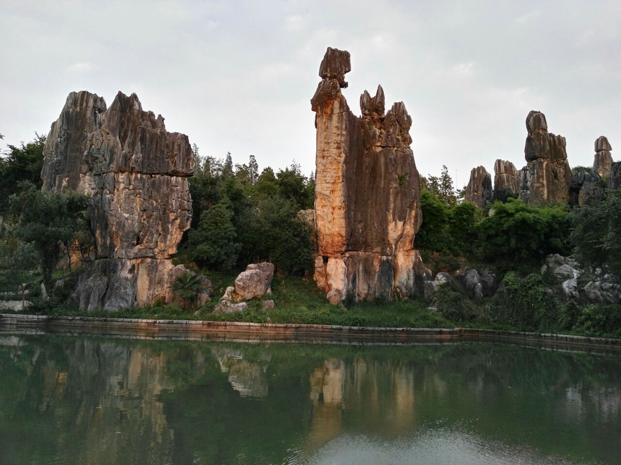 【攜程攻略】雲南昆明石林石林好玩嗎,雲南石林景點怎麼樣_點評_評價