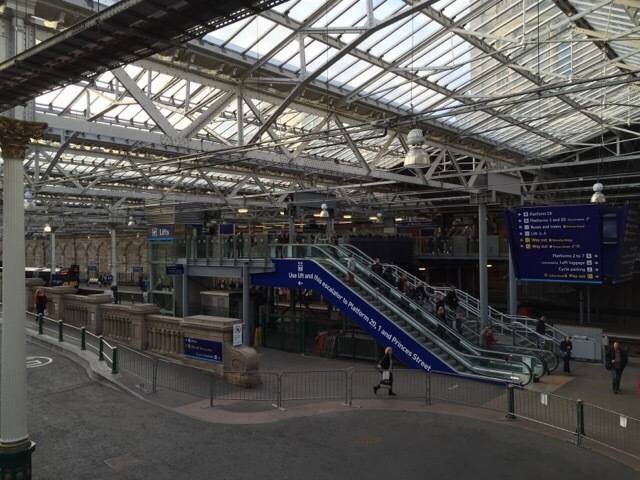 爱丁堡威瓦利火车站图片