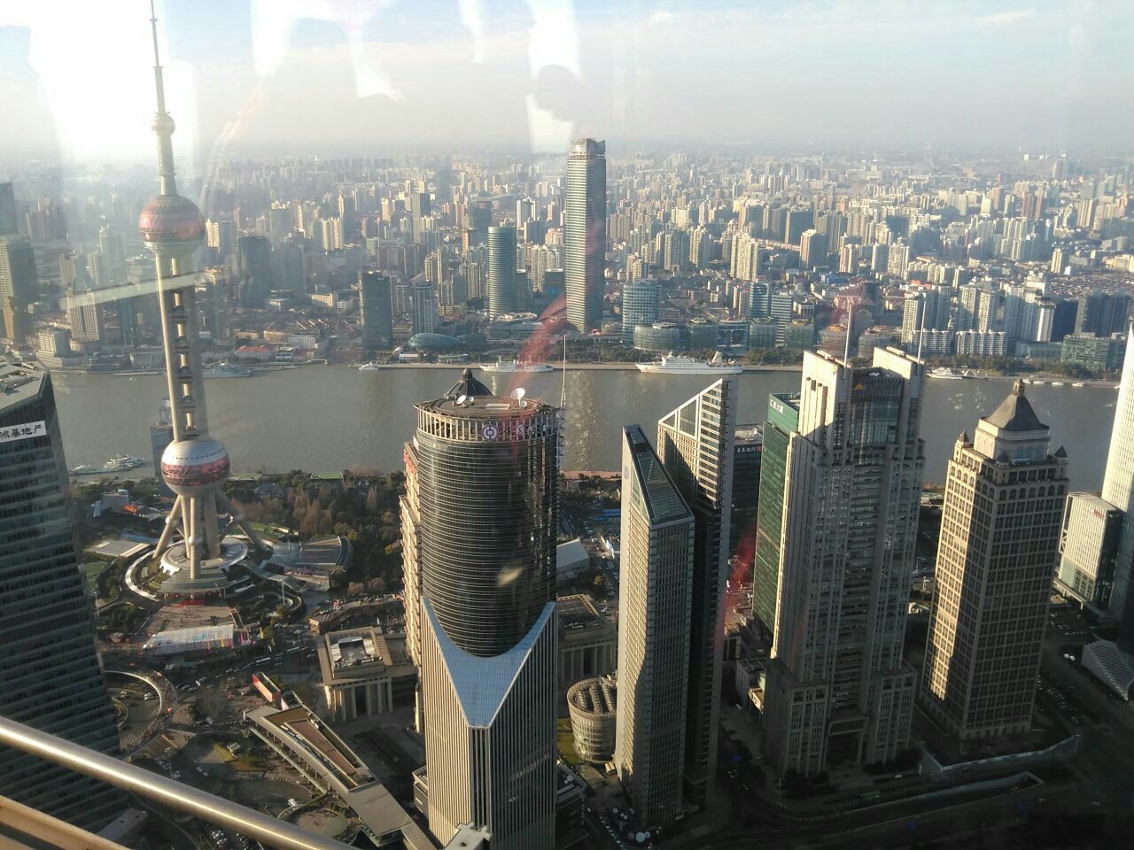 【携程攻略】上海金茂大厦88层观光厅景点,金茂88层超级棒 俯瞰整个上海