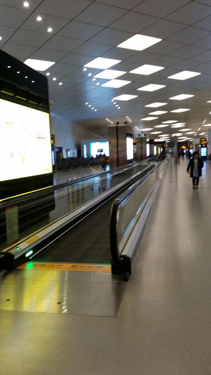 广州机场出站口图片图片
