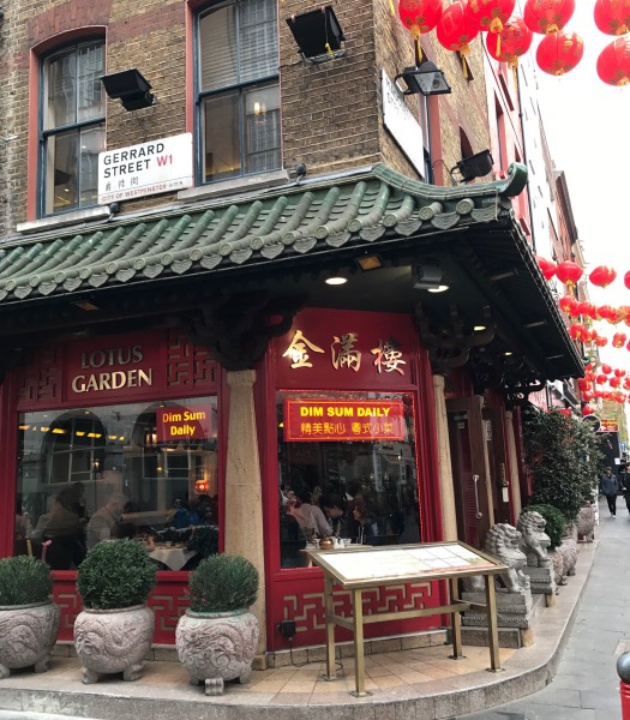 金满楼 232/人 直线距离 100m