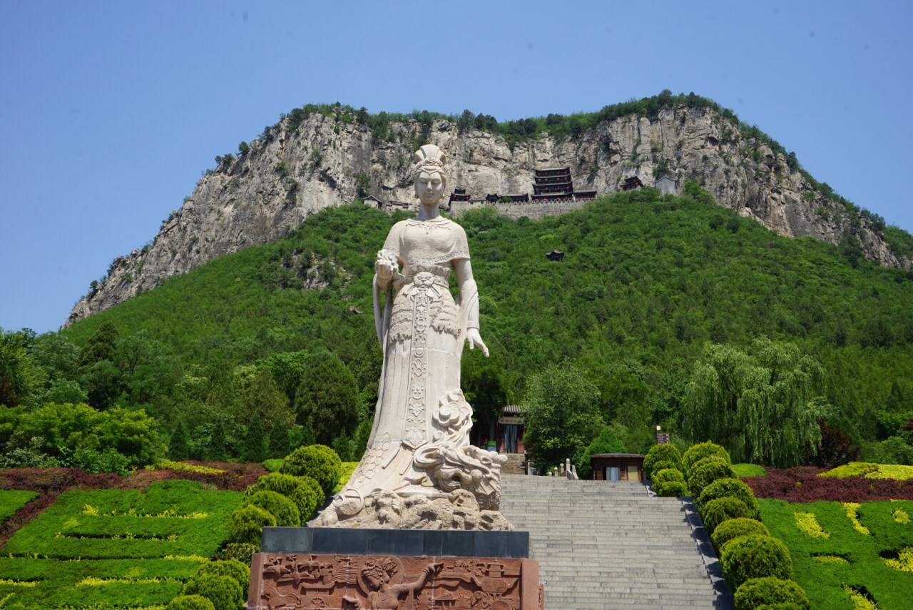 娲皇宫,5a级景区,位于河北省邯郸市涉县中皇山上,为中国神话传说女娲