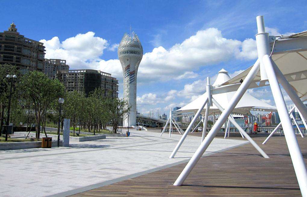 上海船厂滨江绿地