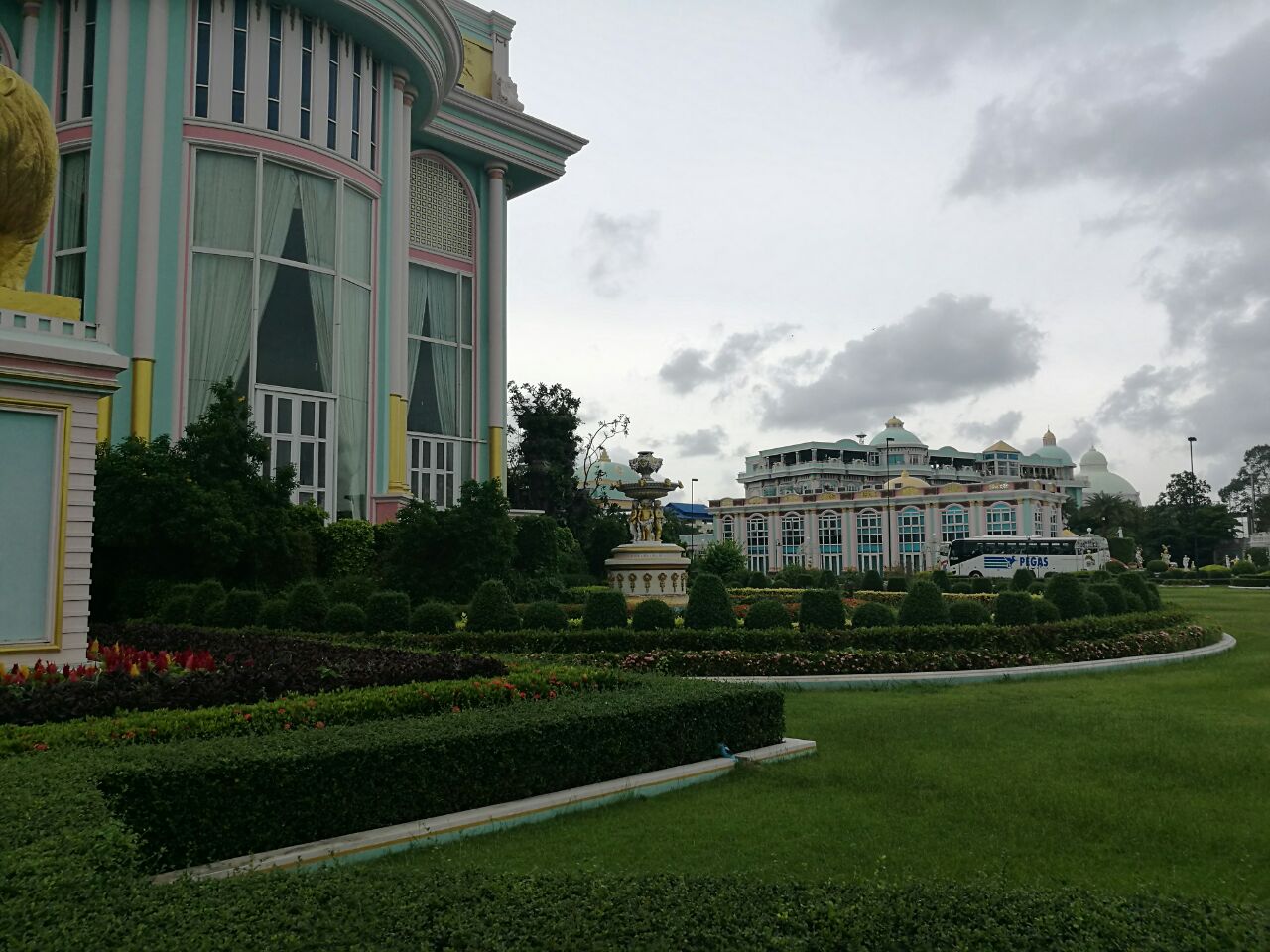 富贵黄金屋baan sukhawadee