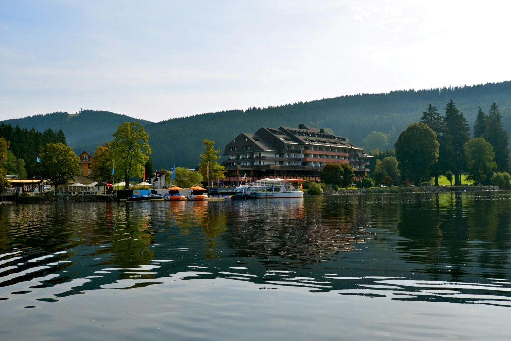 2023滴滴湖游玩攻略,.店,还有游览童话小火车,.【去哪儿攻略】