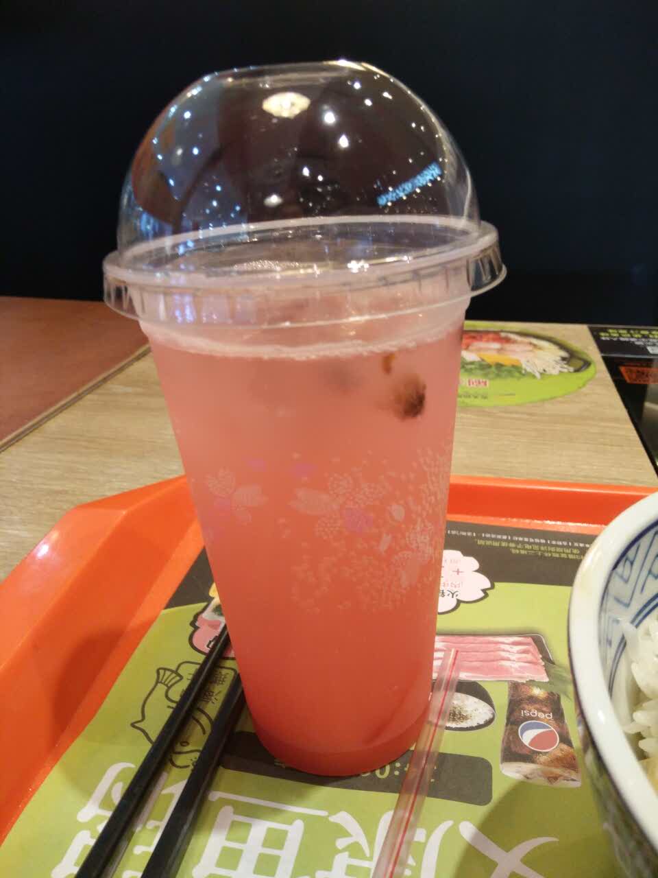 2022吉野家(小红门店)美食餐厅,饮料味道有点香料味,饭还行.