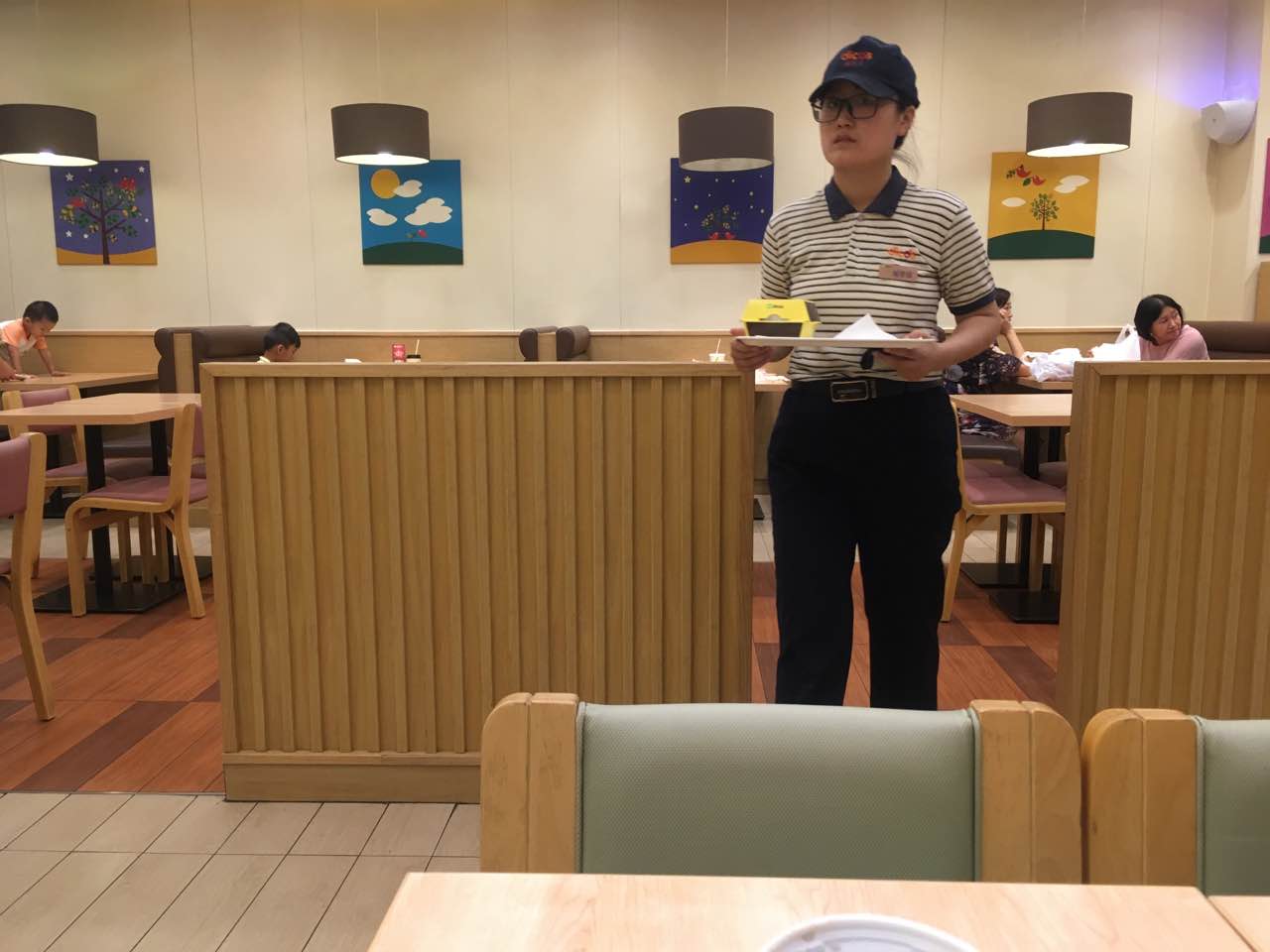 2022德克士(郓城唐塔店)美食餐厅,服务员服务态度特别好,环境.