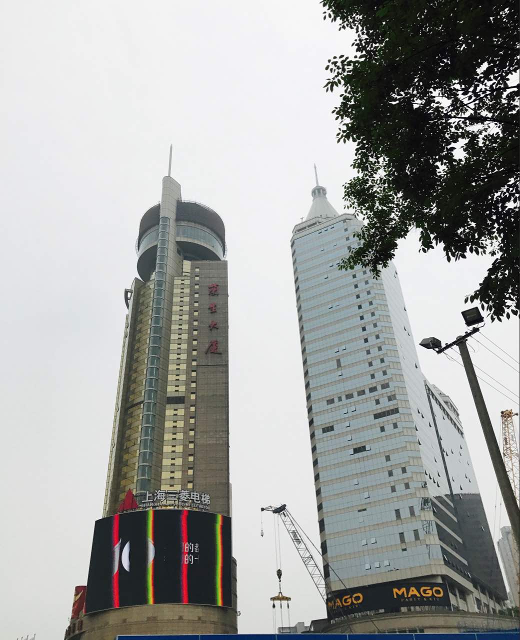 【携程美食林】上海顺风港湾(兰生大厦店)餐馆,看中这里的是旋转餐厅