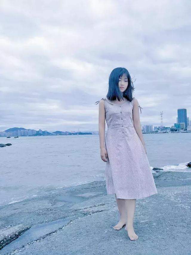 拍照好看的相机 学生党 10040l000000d4lbfDD2B_R_1024_10000_Q90.jpg